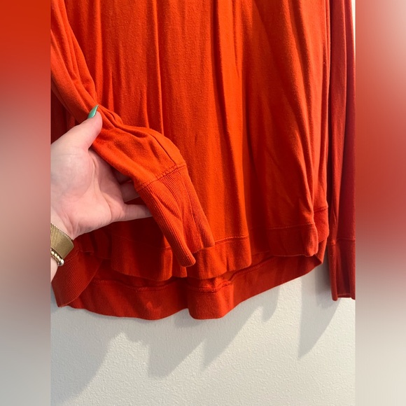 Athleta stretchy long sleeve top - Picture 2 of 4